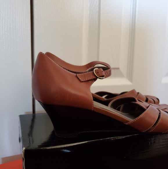 Shoes - Picture 2 of 2